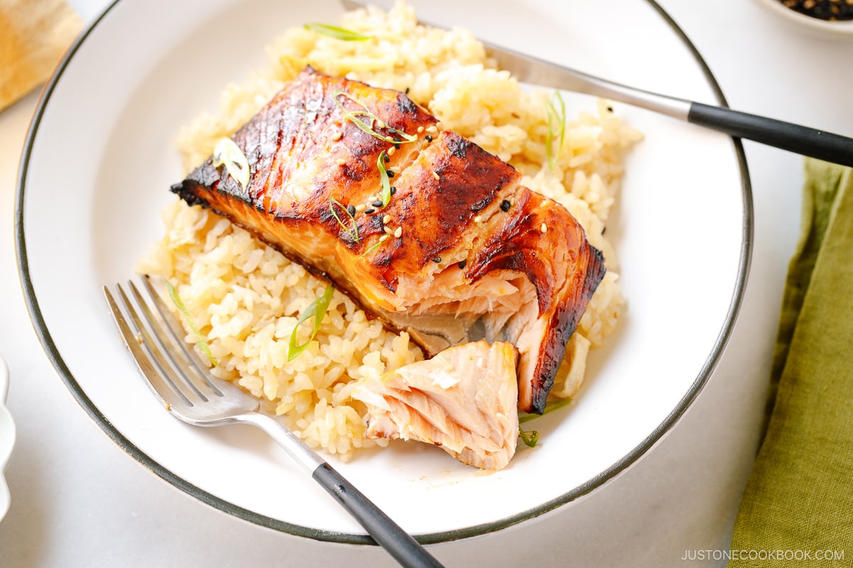 Miso Magic: Unlock the Most Flavorful Asian Marinated Salmon